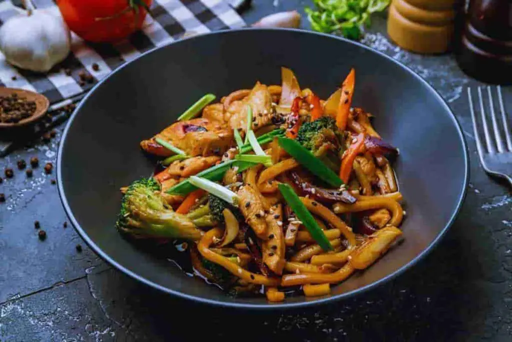 What Are The Advantages Of Cooking With A Wok