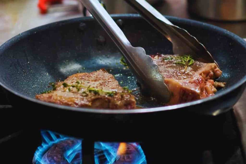Cooking Steak in Nonstick Pan