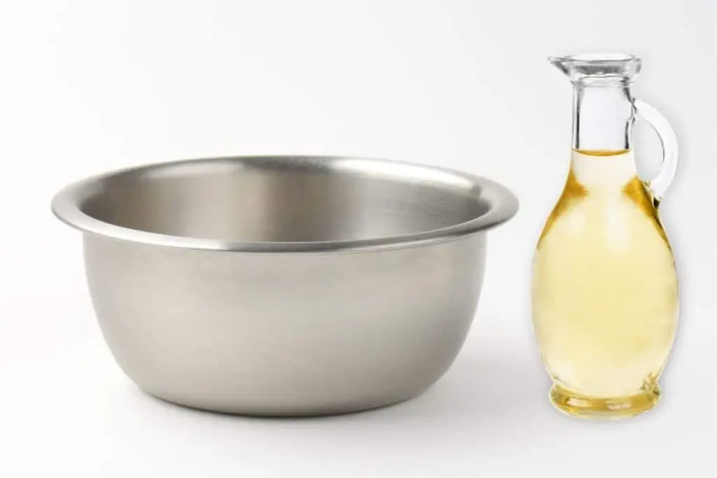 Vinegar with Metal Bowl