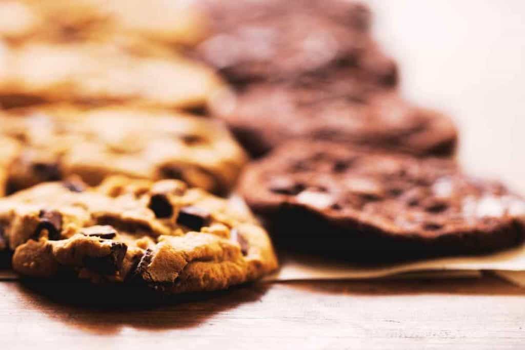 Cookies On Parchment Paper 1024x683 